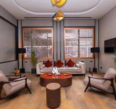 G Tower Modern Near Shopping Center * Istanbul