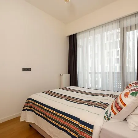 דירה G Tower Modern Near Shopping Center *